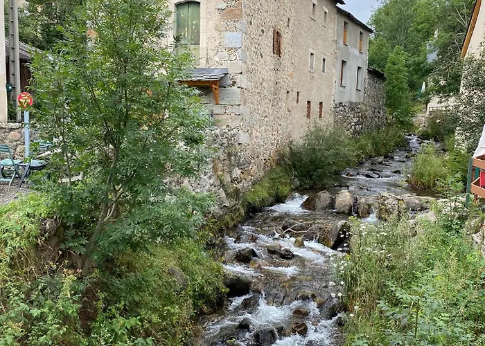 Maison Familiale Style - Centre Village * Formiguères